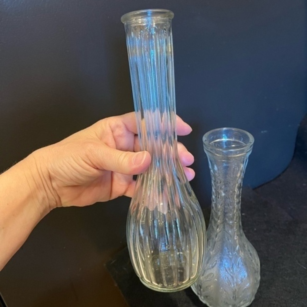 Vintage 9” Bud Vases Clear Glass Set of Two - Picture 7 of 11